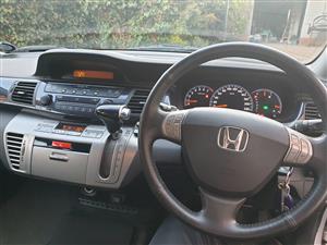 2009 Honda FR-V 1.8 automatic