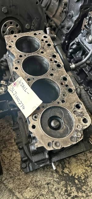 Isuzu 4JA1L block.