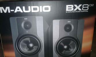 M-Audio BX8 Studio Monitors with Samson MS200 stands