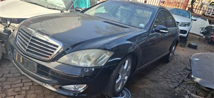 Mercedes Benz W221 preface S-Class automatic used parts available 