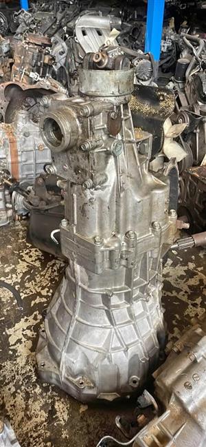 Nissan NP300 Yd25T Gearbox