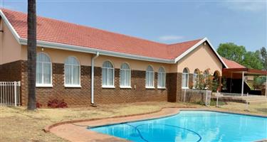 Bargain Alert! Spacious 4-Bedroom Home in Secure Monument Park Estate