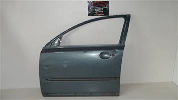 Volvo XC-60 left front door