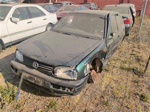 Vw golf 3 1.6 stripping for spares 