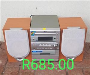LG Radio/CD/Tape Player and 2 Speakers for Sale in Port Edward