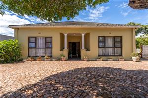 Beautiful 4 bedroom family home