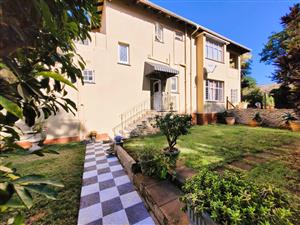 House For Sale in Glenwood