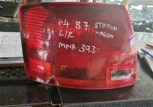 A4 B7 STATION WAGON HEADLIGHT FOR SALE