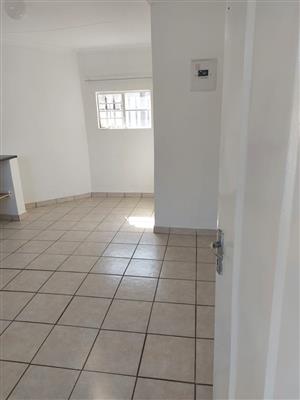 2 Bedroom Unit To Let