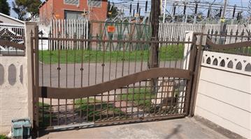 Galvanised Steel Sliding Gate