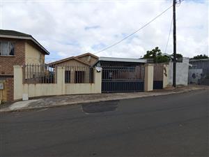 Cozy 3 Bedroom Home for Sale!