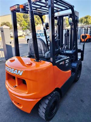 Forklift Doosan 2.5 ton Pro5 For Sale