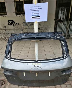 Jaguar F-Pace Tailgate