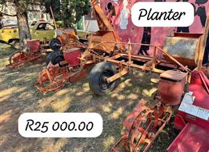 Farming Implement - Planter 