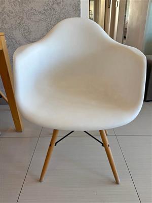 4 white chairs .  Good condition.Collection today in Seapoint.