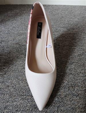 high heels