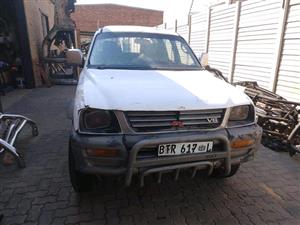 Mitsubishi Colt Rodeo 3.0 V6 4x4 Stripping For Spares 