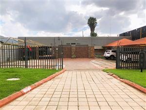 Versatile opportunity in the heart of Ravenswood, Boksburg!