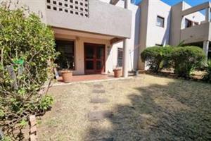 Townhouse For Sale in New Market Park