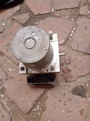 Mazda bt50 2007 abs pump
