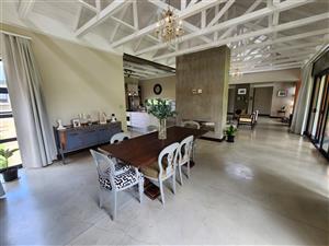Chic Sophistication - A Randjesfontein Gem!!