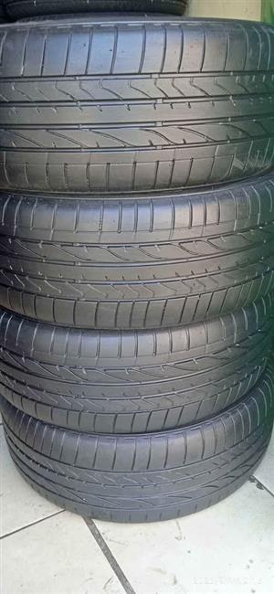 4 X 255/50/20 Bridgestone tyres for sell