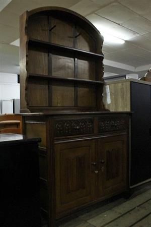 BROWN SIDEBOARD S066390A