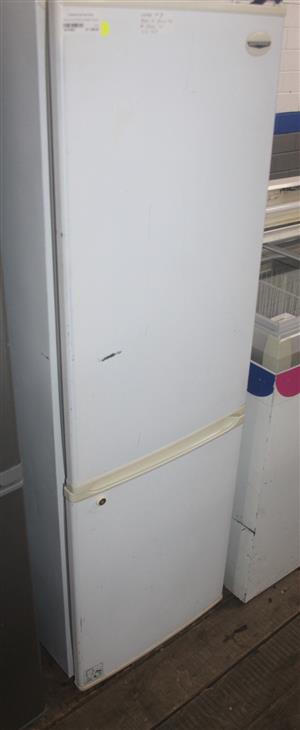 Westpoint white 2 door fridge S047959A #Rosettenvillepawnshop