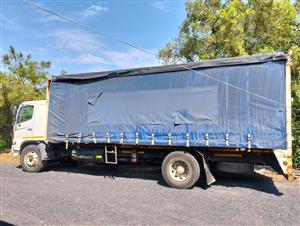8 TON TRUCK FOR HIRE