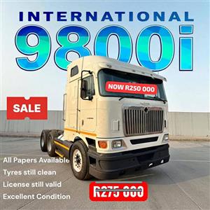 2010 International 9800i Mid Roof 6x4 – PRICE DROP 