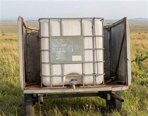  1000L WATER BOWSER TRAILER  (Plot/Farm Use – No Papers)