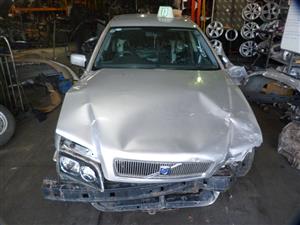 Volvo S40 2,0 Turbo AT - 2001 spares