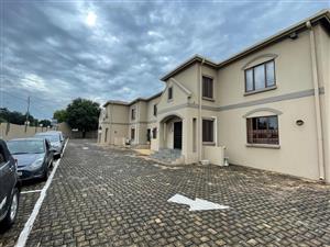 Corporate Disposal! Phenomenal Stand-Alone Office Block For Sale In Centurion, With Magnificent Main Road Visibility!