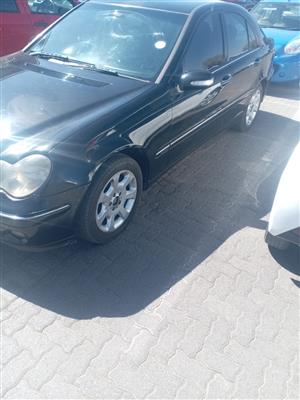 Used 2008 Mercedes-Benz C-Class C200 Kompressor Avantgarde