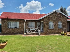 Easy Living: Off-the-Grid Lock-Up-and-Go Townhouse