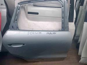 Porsche Macan Right-side rear door shell
