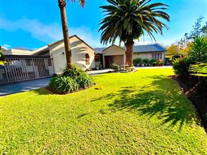 Modern Family Living with Exceptional Entertainment & Energy-Saving Features