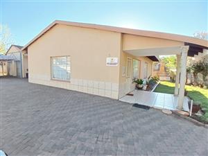 Super neat, move in ready family house for sale in Sasolburg walking distance to schools