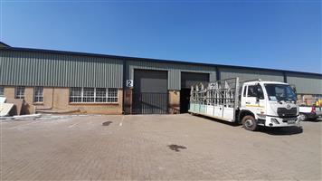 555m Warehouse and Office Unit To Let in Grand Central Park