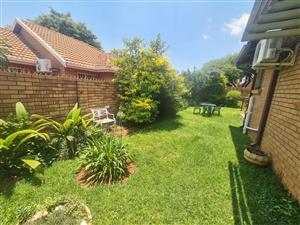 Beautiful 2 Bedroom Free-standing House in Annlin