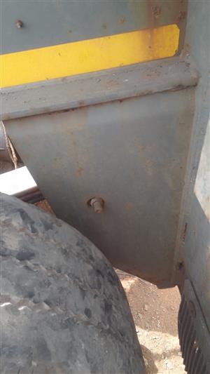 TRUCK/TRAILER PARTS FOR SALE –