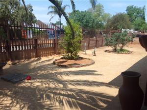 Perfect freestanding property for sale ideal for investors.