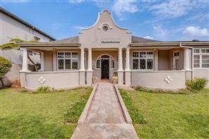House For Sale in Mount Croix