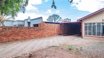 House For Sale in Booysens