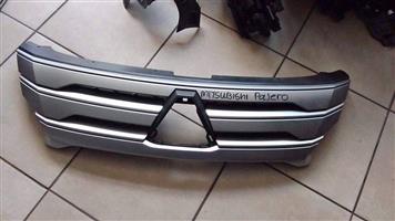 Mitsubishi Pajero  grill 