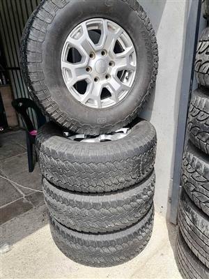 Ford Ranger 16inch Mag Rims (WITH USED TYRES)
