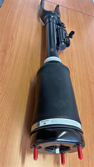 Brand New Mercedes Benz W164 Front Airmatic/ Air Suspension shocks 