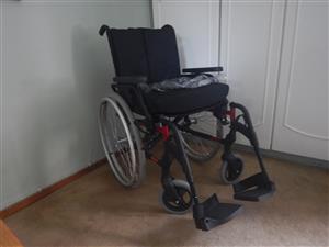 wheelchair Breezy 46cm CE Mobility lightweight