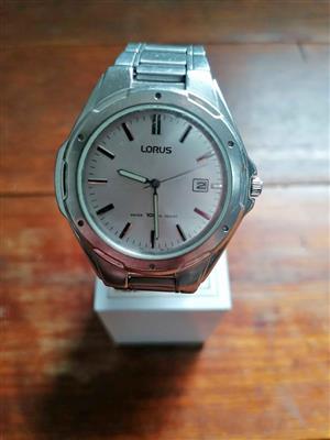 Lorus quartz men's watch