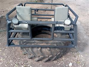 Cattle Rail with 4 seats. Ford Ranger d/cab. Hunting bakkie rail.  